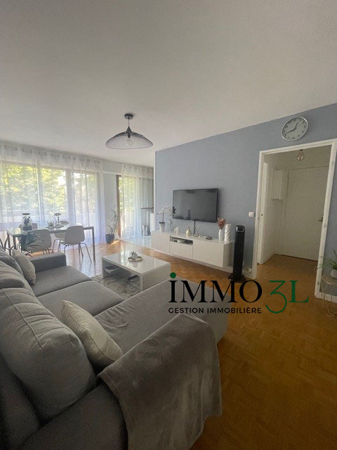 Location, VILLEMOMBLE 2 pièces MEUBLÉ, 960,00€ / mois c.c