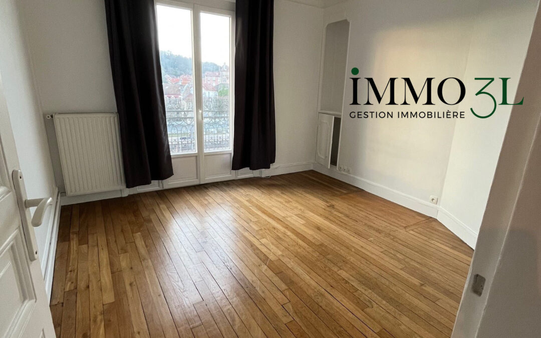 ROSNY, 3 pièces, 958,00 € c.c / mois