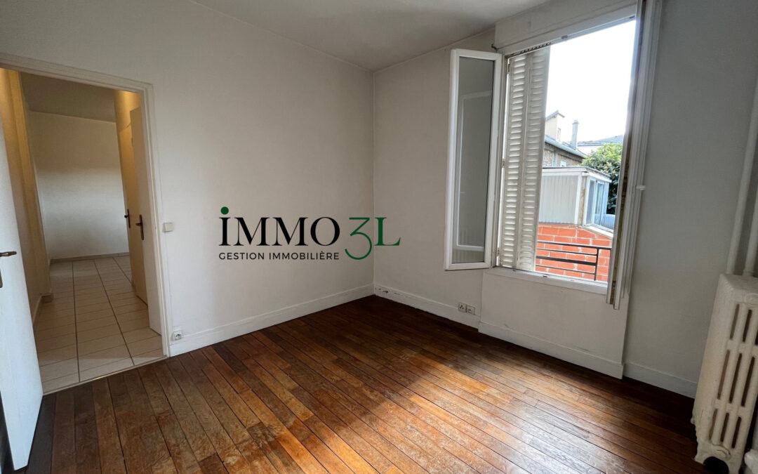 ST MAUR, 2 pièces, 871,00 € c.c / mois